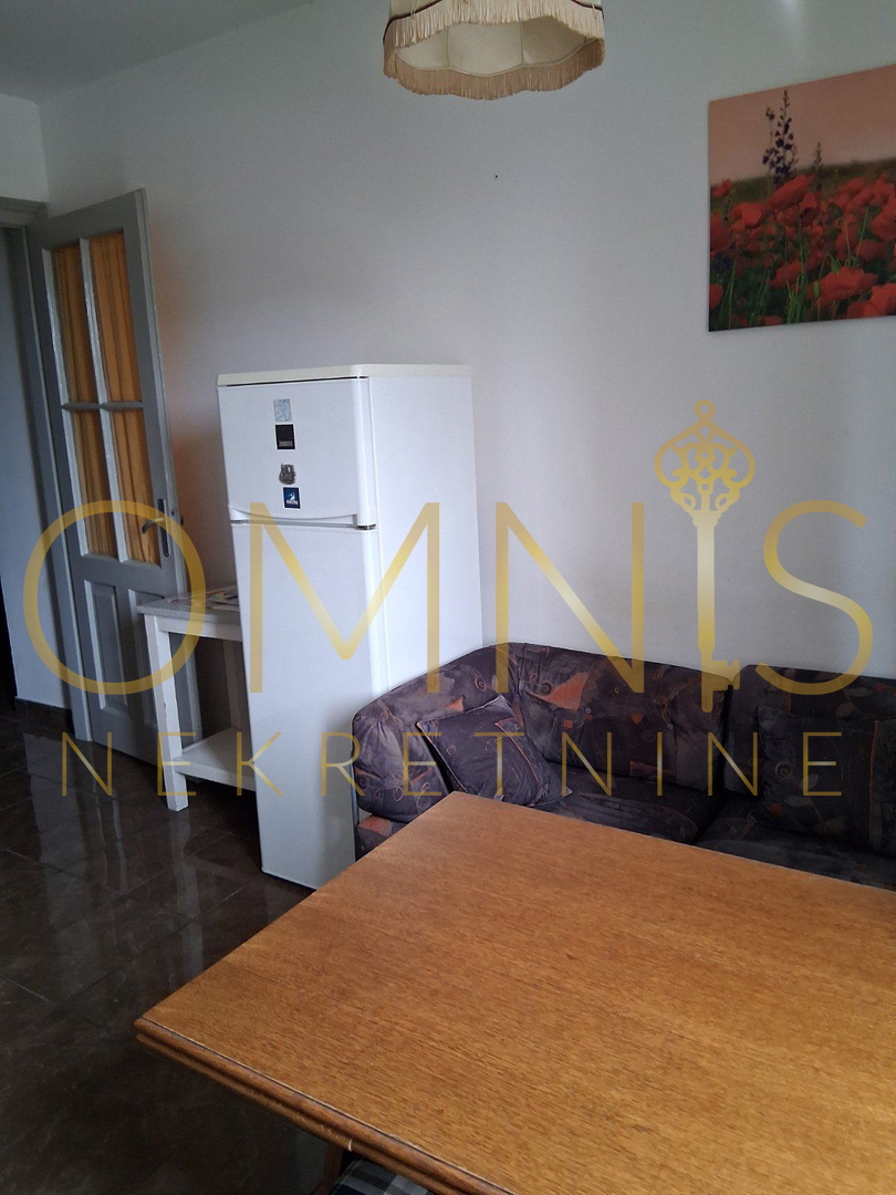 Rijeka, Školjić – trisobno stanovanje 67 m², 1. nadstropje, odlična lega
