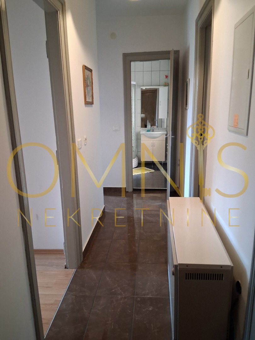 Rijeka, Školjić – trisobno stanovanje 67 m², 1. nadstropje, odlična lega