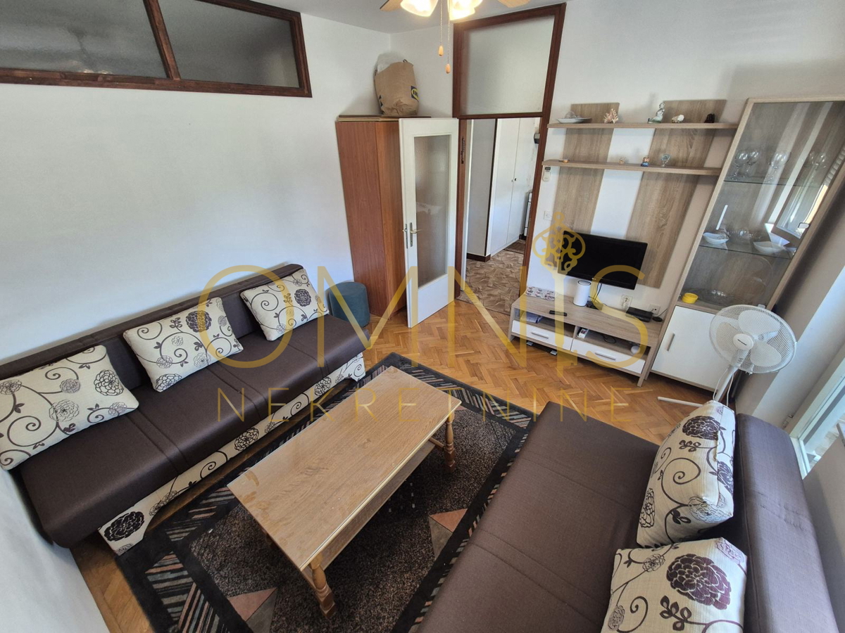 Stan Jadranovo, 50 m², 250 m od morja
