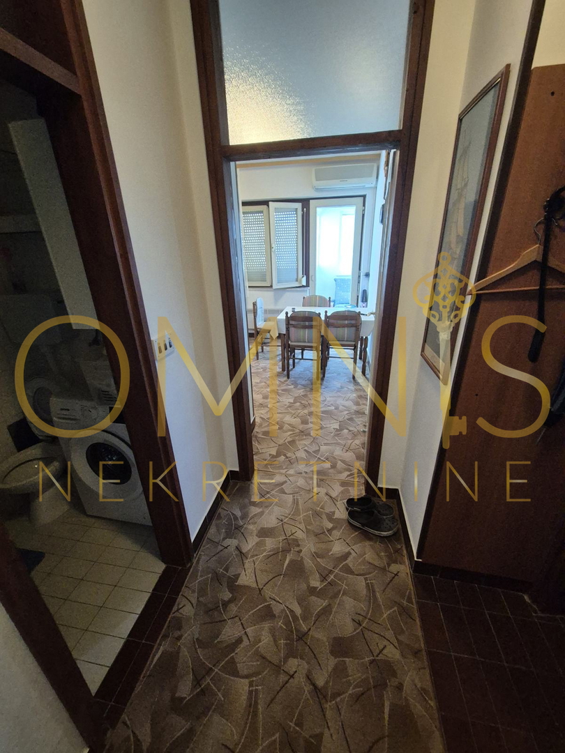 Stan Jadranovo, 50 m², 250 m od morja