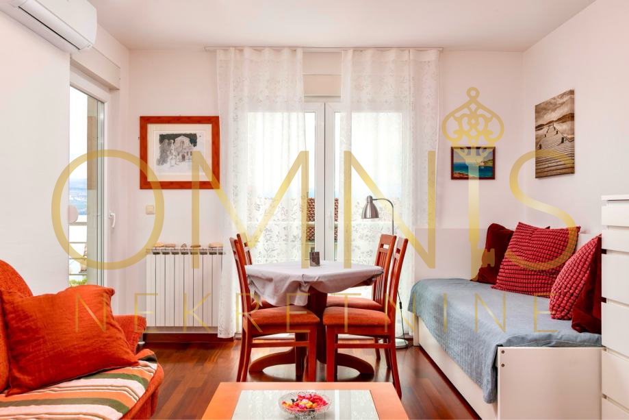 Opatija - Elegantno stanovanje s panoramskim pogledom na morje