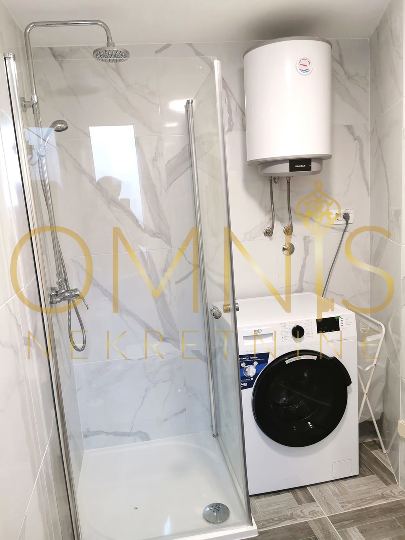 Moderno stanovanje na Potoku – 48 m², popolnoma obnovljeno in opremljeno!