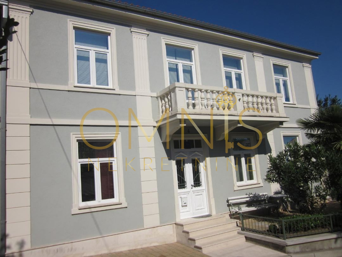 Dvojna hiša za prodajo – Crikvenica, 145 m²