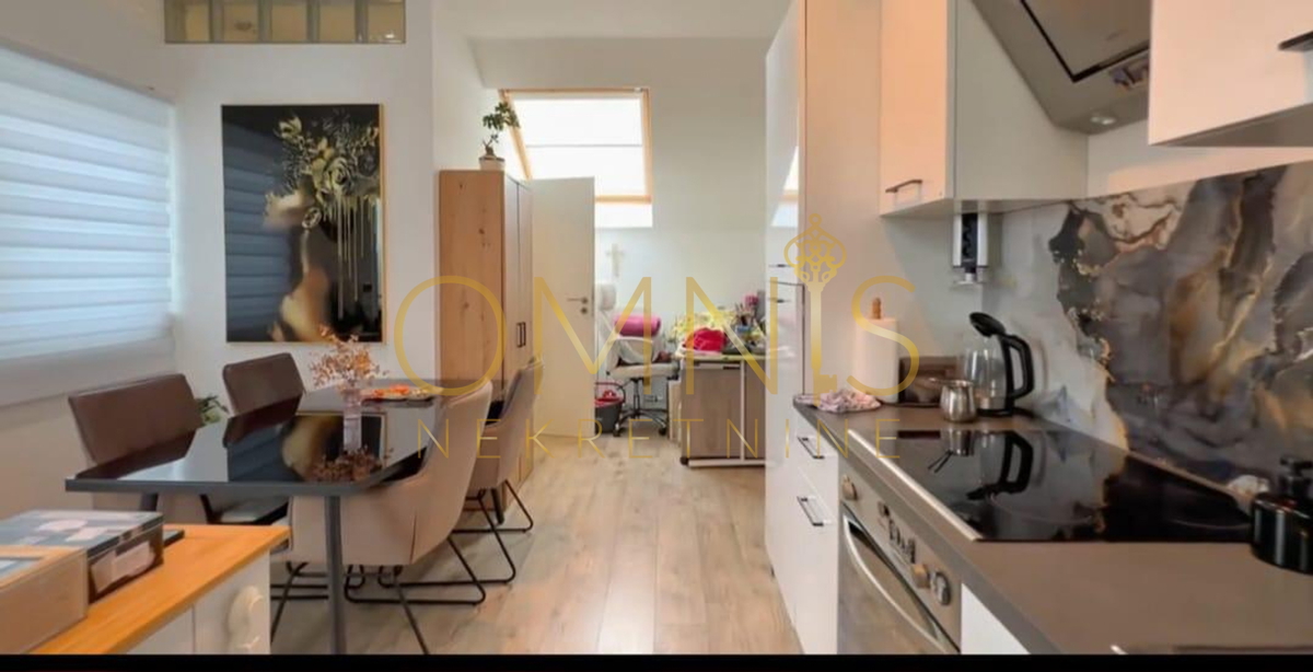 Čudovita počitniška hiša v Ravni Gori, 345 m² + zemljišče 1300 m²