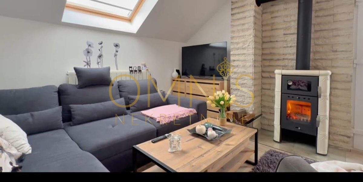 Čudovita počitniška hiša v Ravni Gori, 345 m² + zemljišče 1300 m²