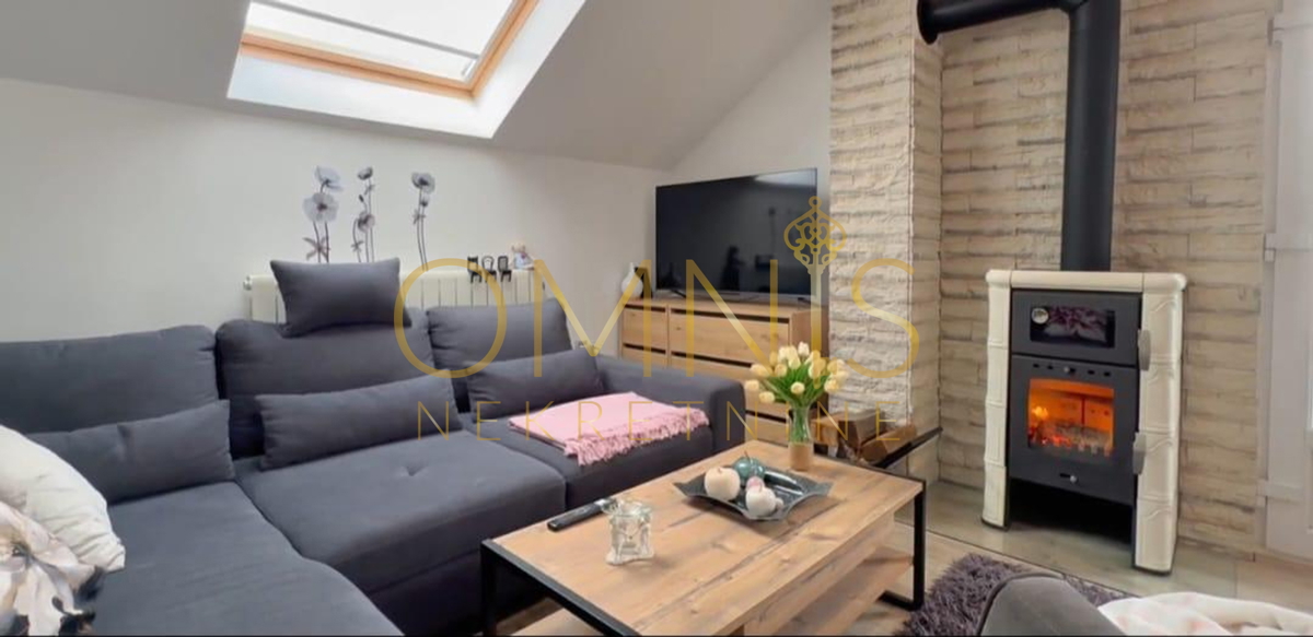 Čudovita počitniška hiša v Ravni Gori, 345 m² + zemljišče 1300 m²