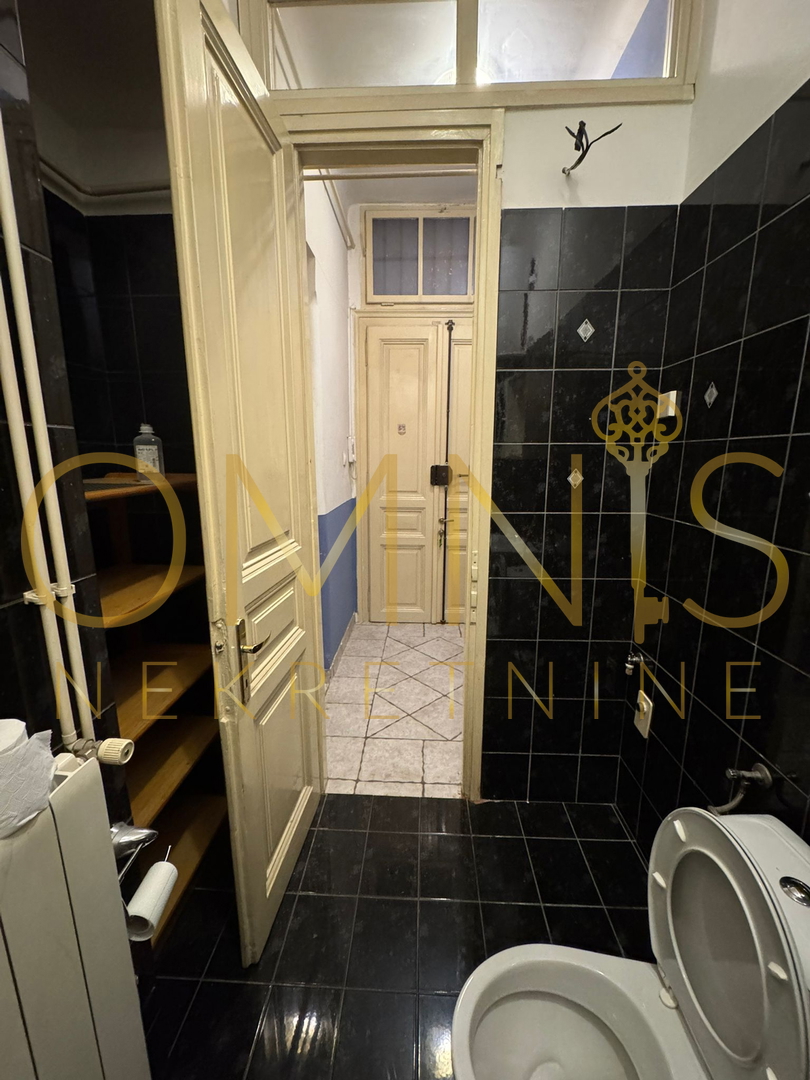 Stan v središču Reke, balkon, 72 m²