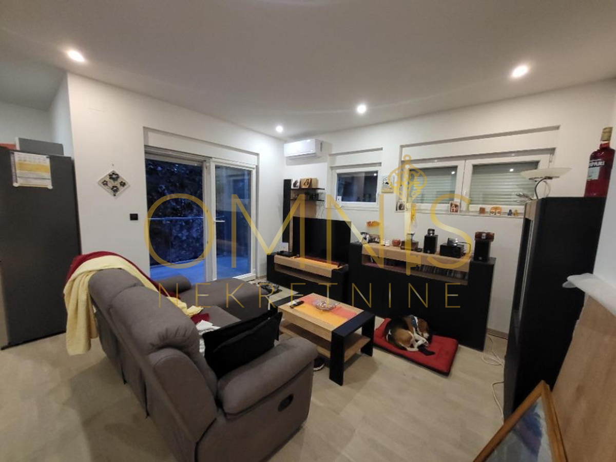 Crikvenica - 3 spalnice + dnevna soba s kuhinjo, 75 m2, novogradnja.
