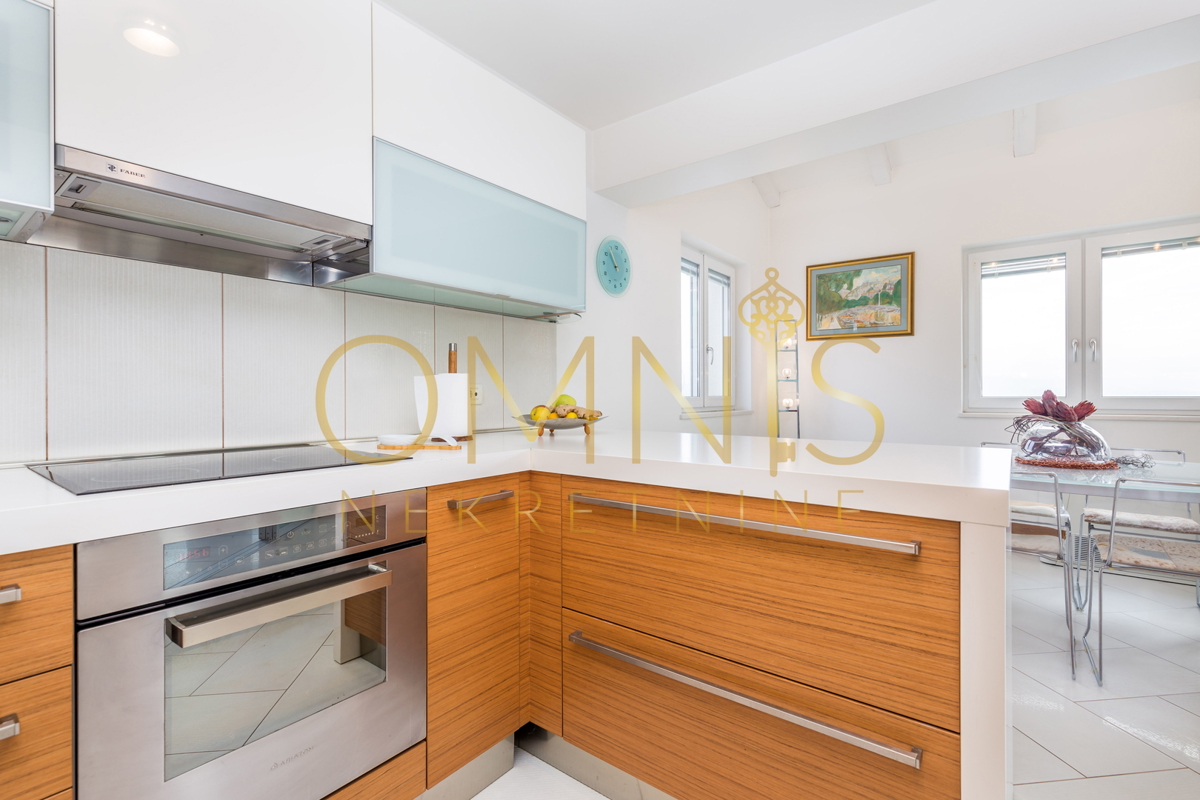Opatija - Dvoetažni luksuzni stan, 222 m2