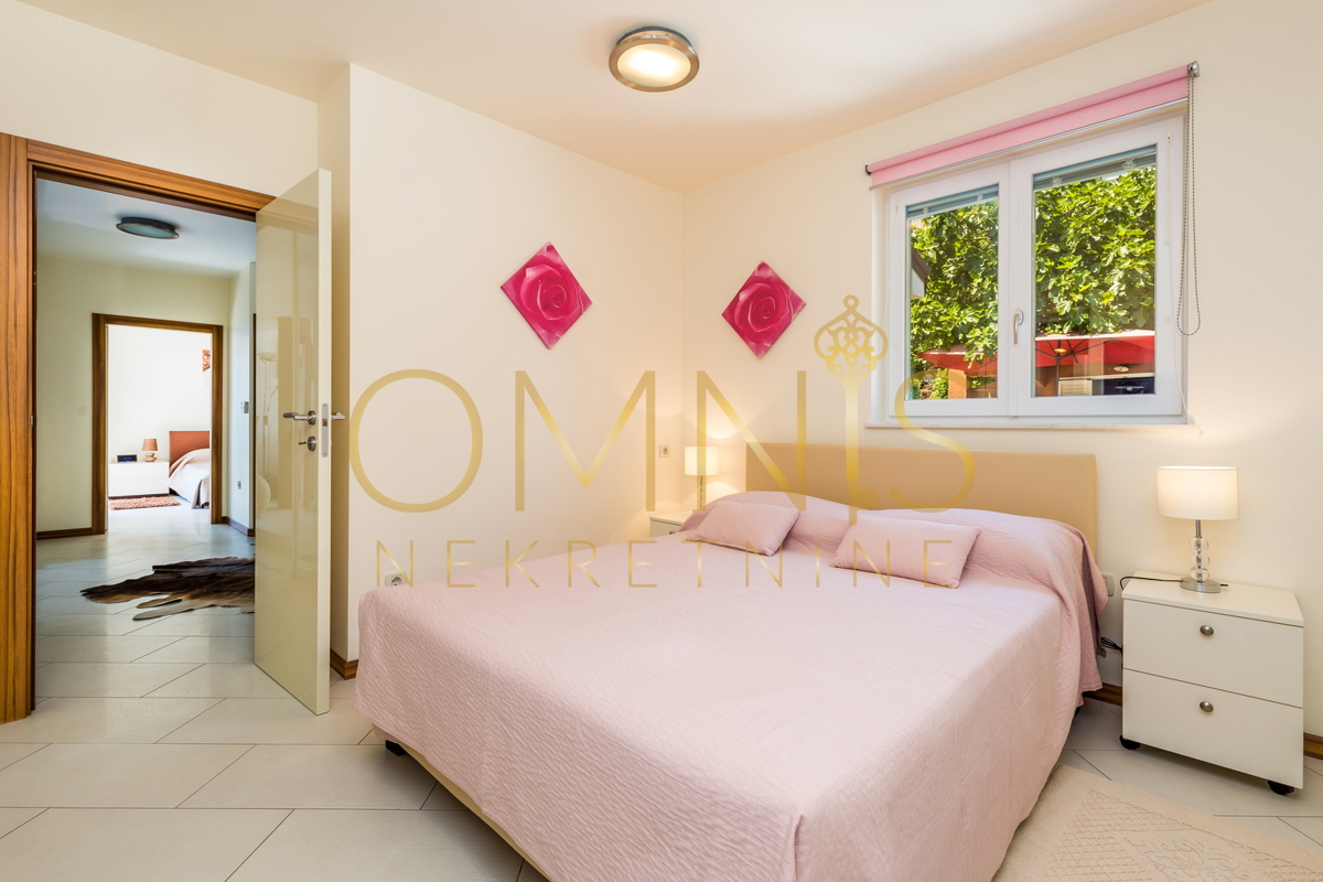 Opatija - Dvoetažni luksuzni stan, 222 m2