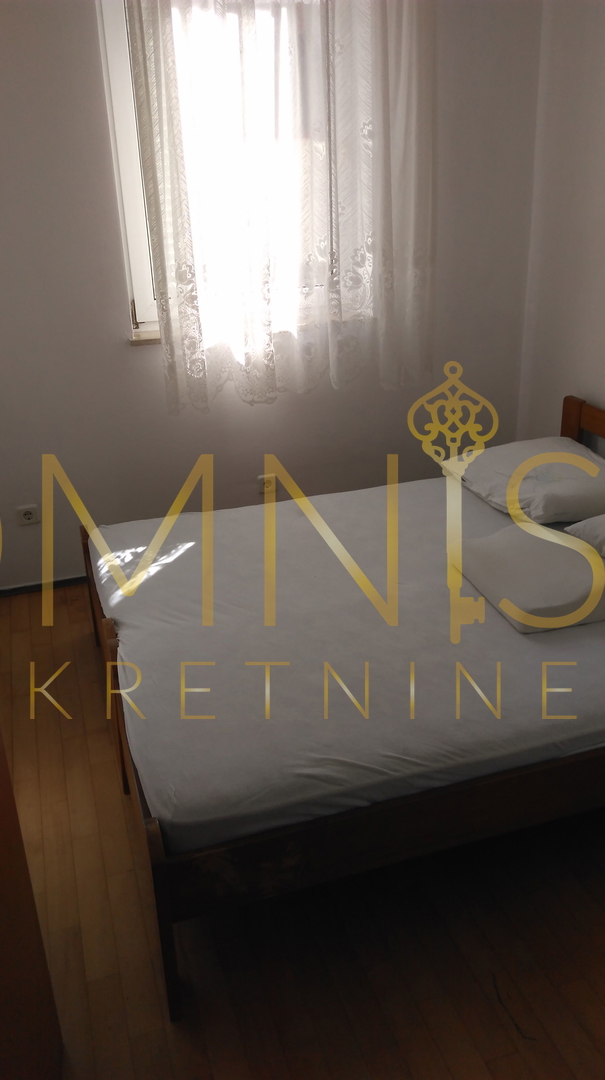 Krk, Punat - 1. nadstropje, balkon, parkirno mesto!