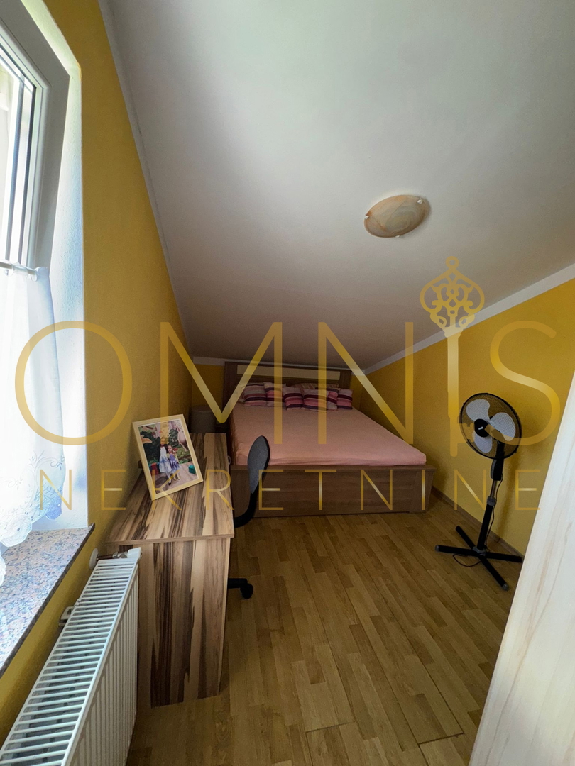 Matulji, Jušići – Dvoetažno stanovanje 103 m² z dvema balkonoma in pogledom na morje
