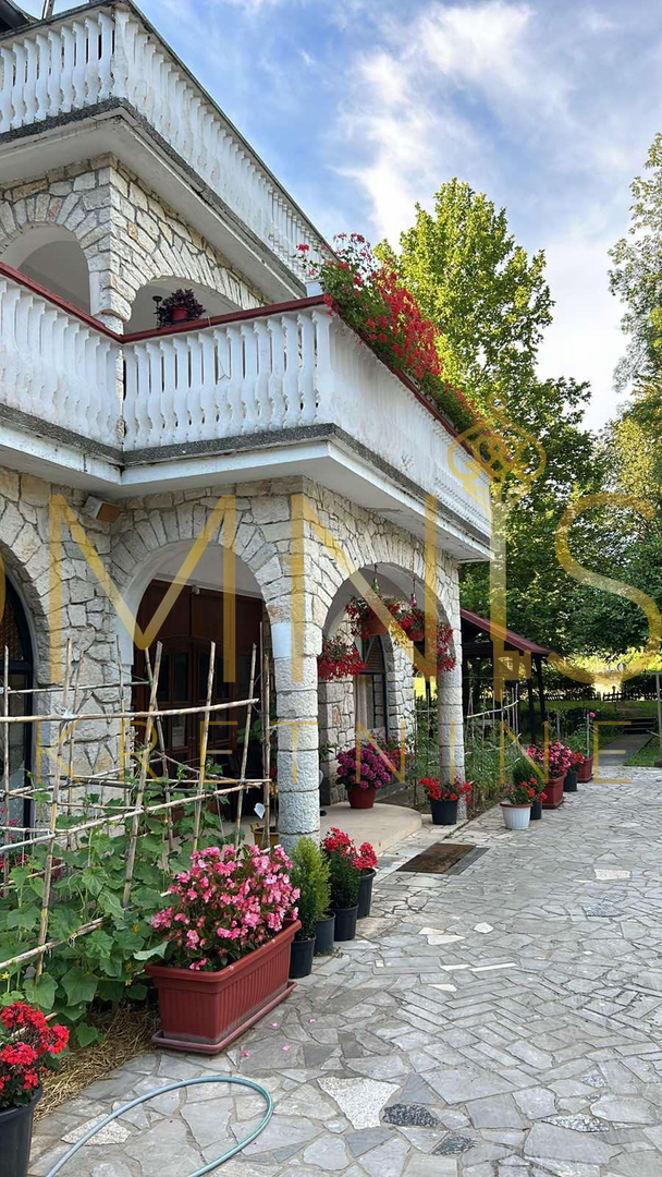 Prodaja – Kamnita hiša s penzionom, Buzet, 5.200.000 €