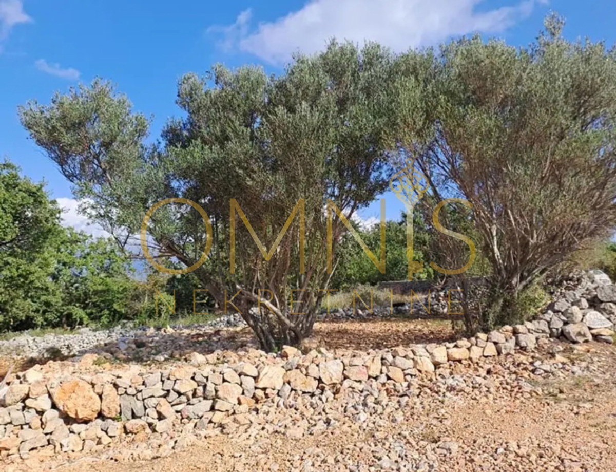 Otok Krk, Šilo - Kmetijsko zemljišče blizu morja, 215 m2