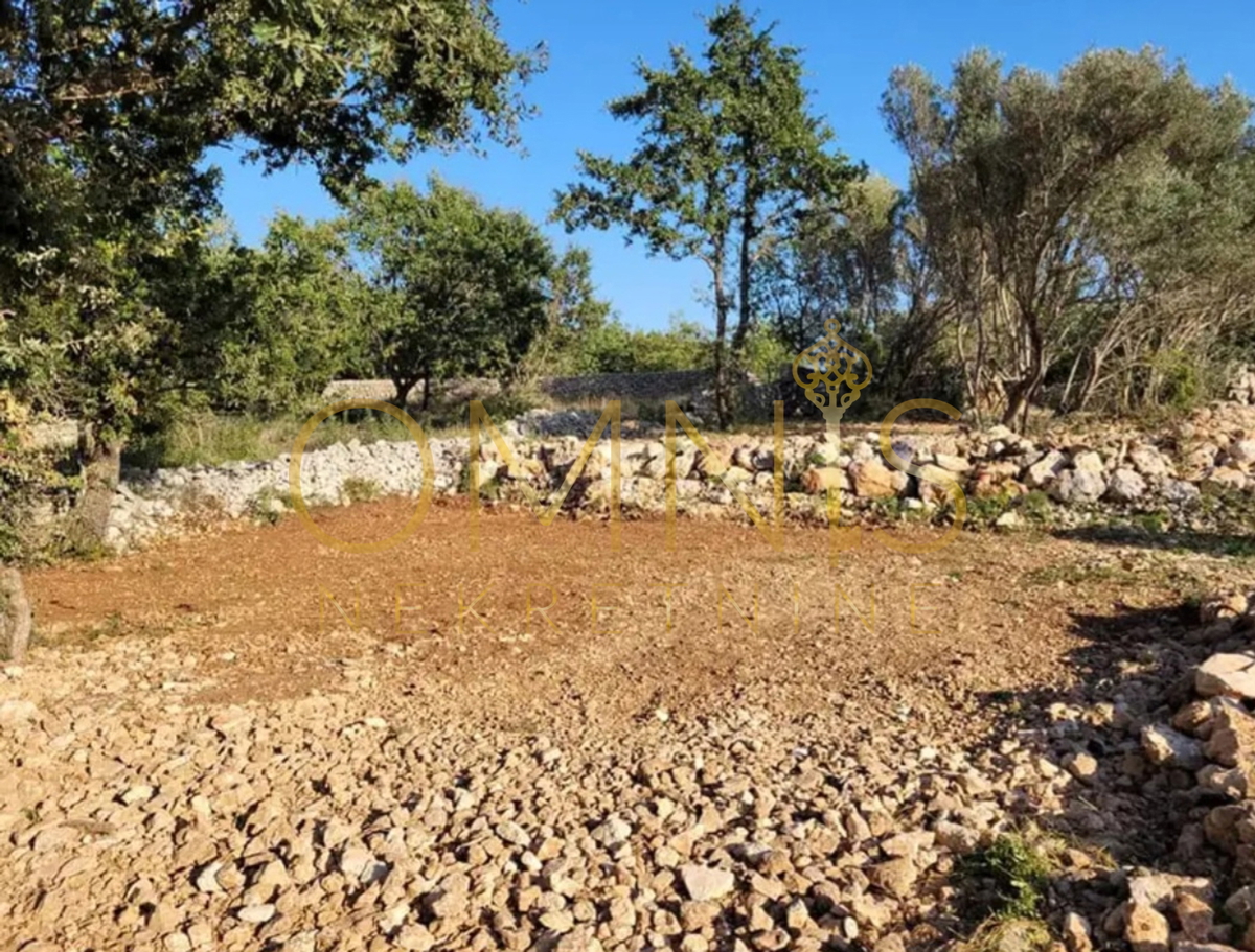 Otok Krk, Šilo - Kmetijsko zemljišče blizu morja, 215 m2