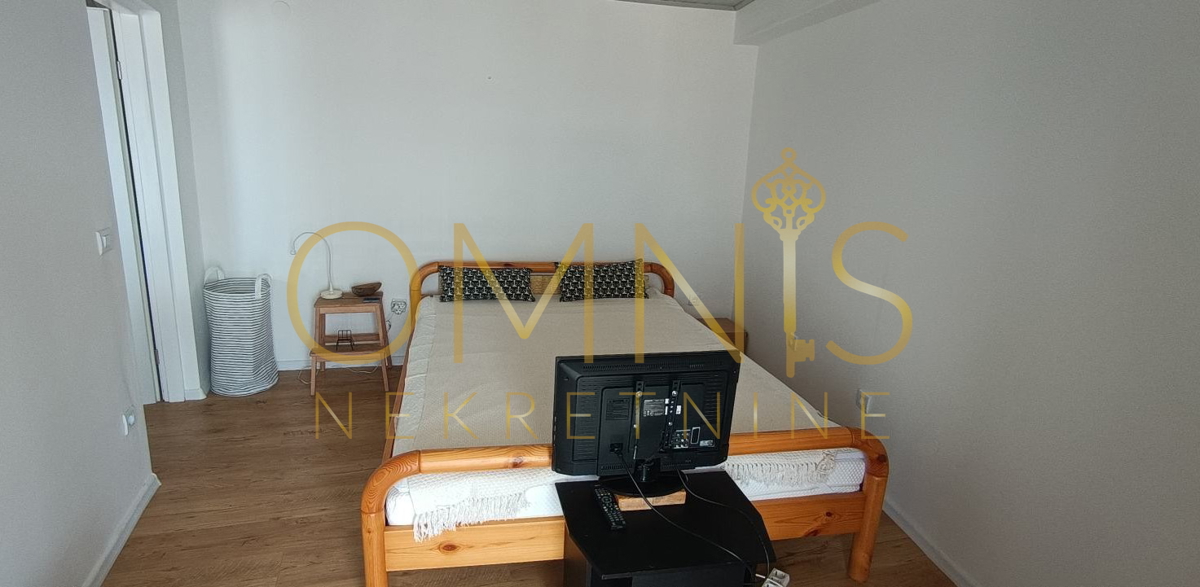 Novi Vinodolski – 30 m od morja, edinstven razgled!