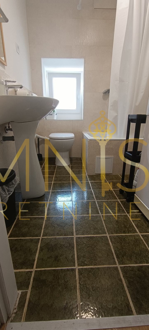 Novi Vinodolski – 30 m od morja, edinstven razgled!