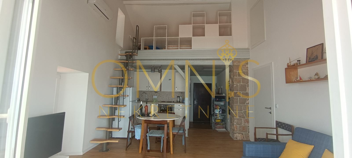 Novi Vinodolski – 30 m od morja, edinstven razgled!