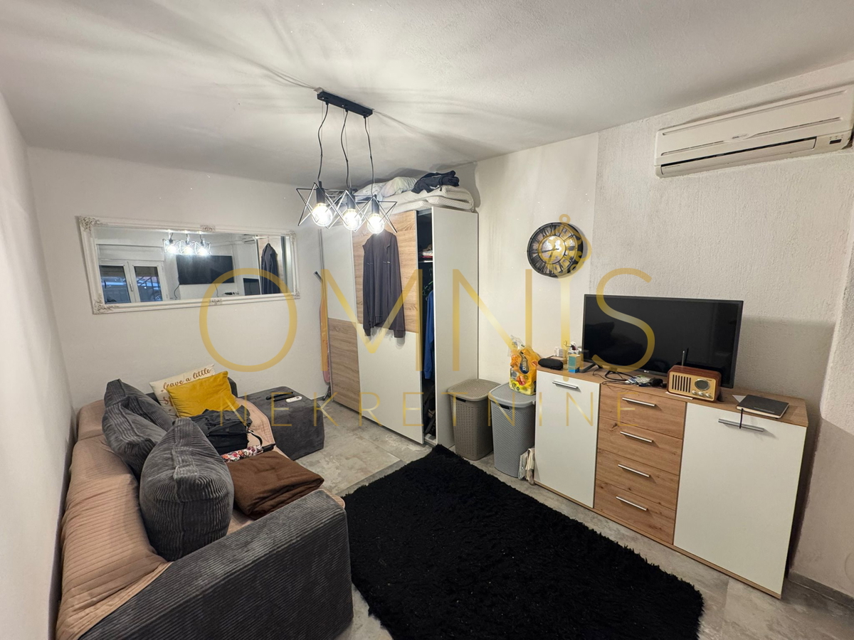 SRDOČI, DVOKRATNO STANOVANJE (PRIZEMLJE + KLET)