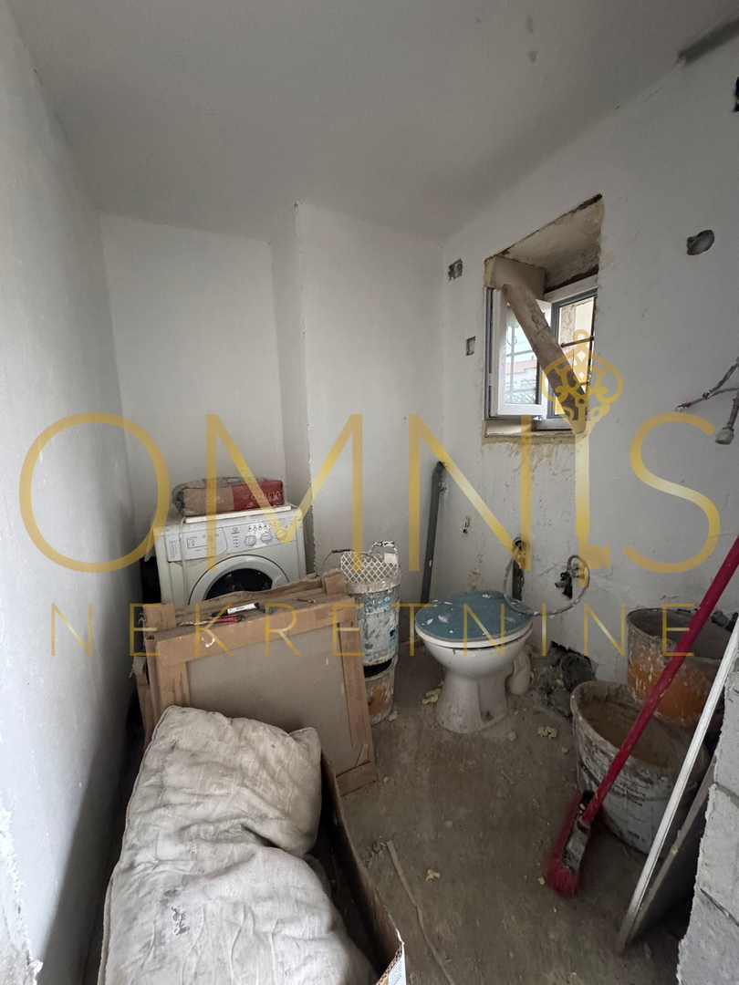 SRDOČI, DVOKRATNO STANOVANJE (PRIZEMLJE + KLET)