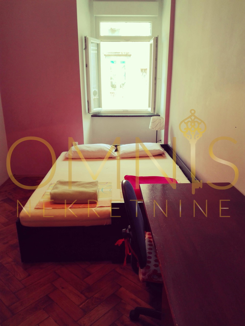 Rijeka, Center – prostorno stanovanje 80 m², 3-prostorsko