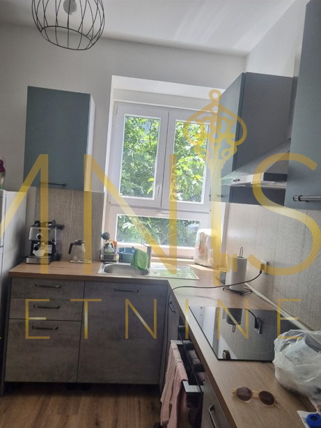 Enoposteljno stanovanje, Belveder, prvo nadstropje, 48 m², balkon