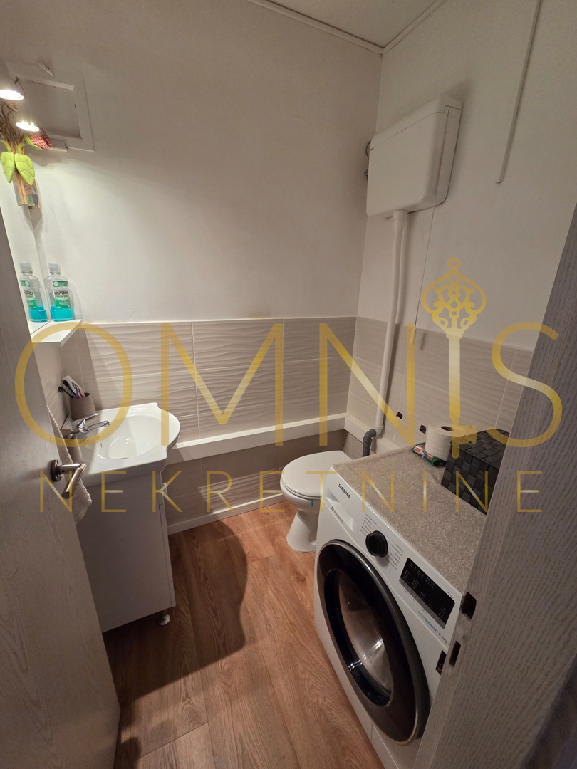 Turnić – prodaja udobnega 3S+DB stanovanja velikosti 88 m² s čudovitim odprtim pogledom na morje!