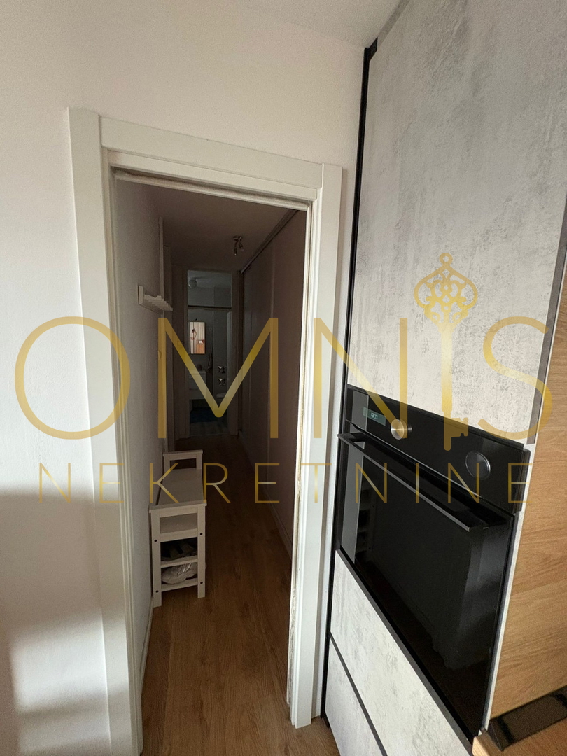 Turnić – prodaja udobnega 3S+DB stanovanja velikosti 88 m² s čudovitim odprtim pogledom na morje!