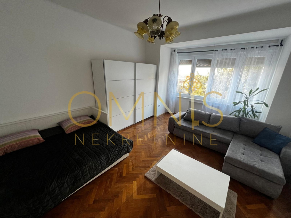 Rijeka, Sušak, 3-prostorsko stanovanje z dnevno sobo za najem