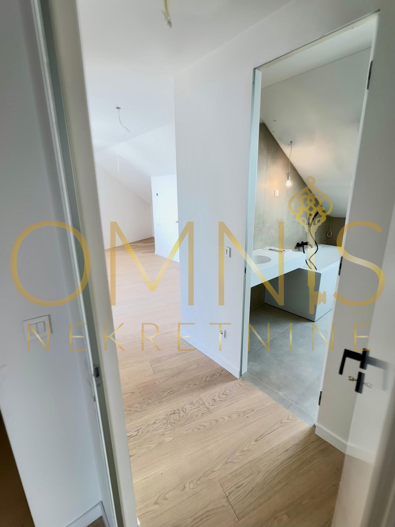 Opatija, center, penthouse z razgledom na morje, prodaja!