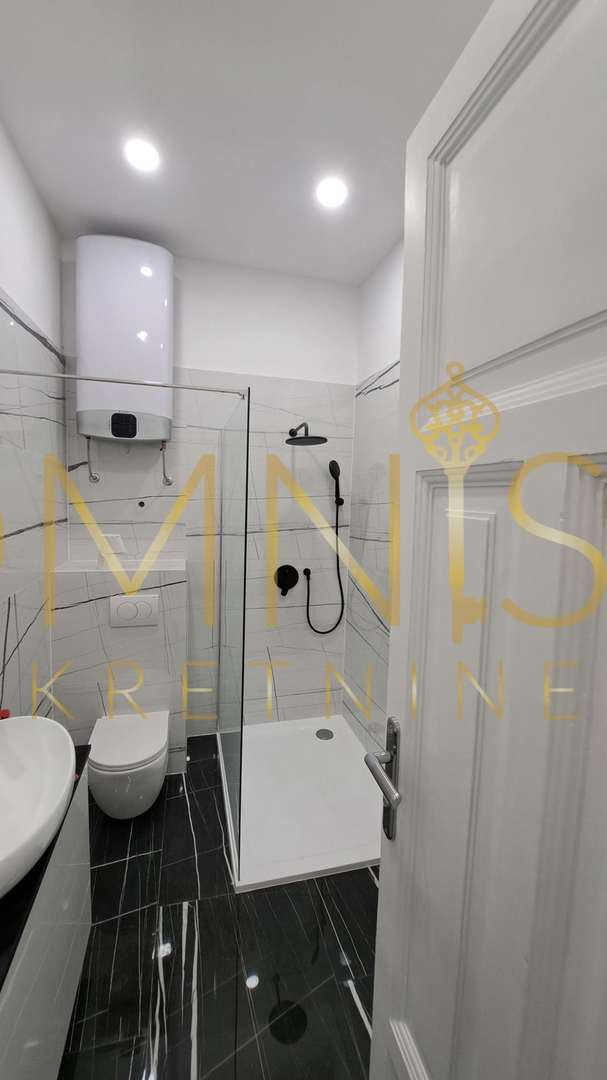 Popolnoma prenovljeno stanovanje 125 m² – dve ločeni stanovanjski enoti, Potok