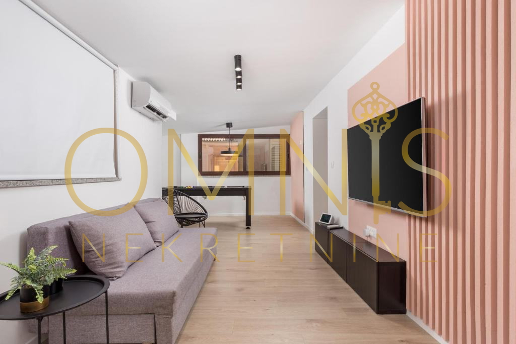 Opatija, center, 3S+DB, 85 m2, prodaja!