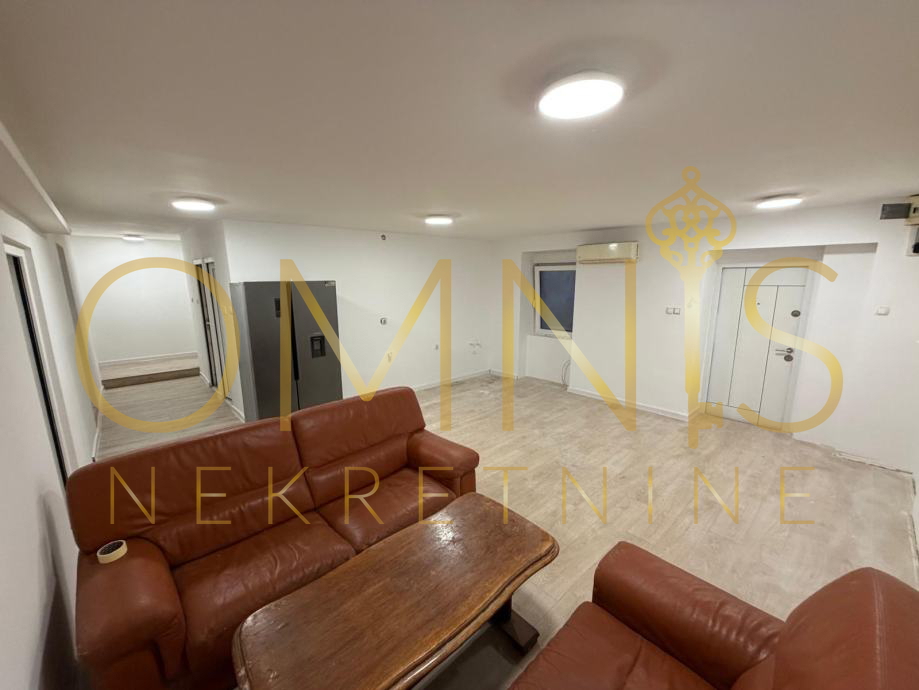 Moderen in prostoren stanovanje v središču Reke