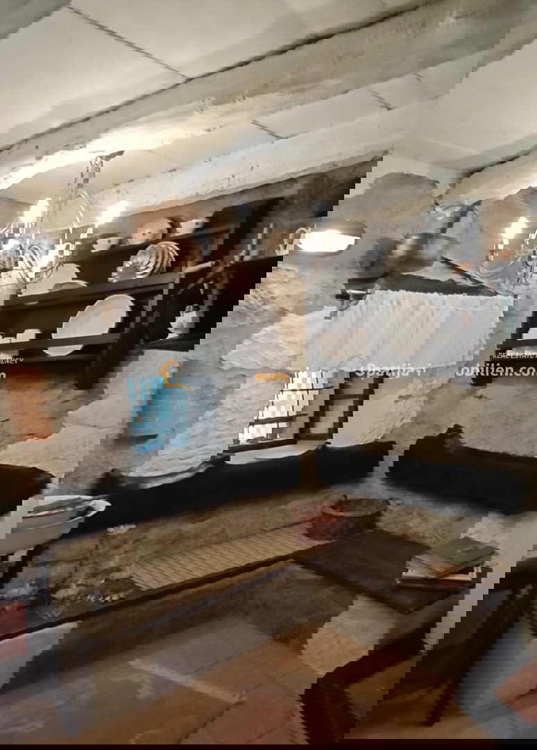 Adaptirana istarska hiša s bazenom