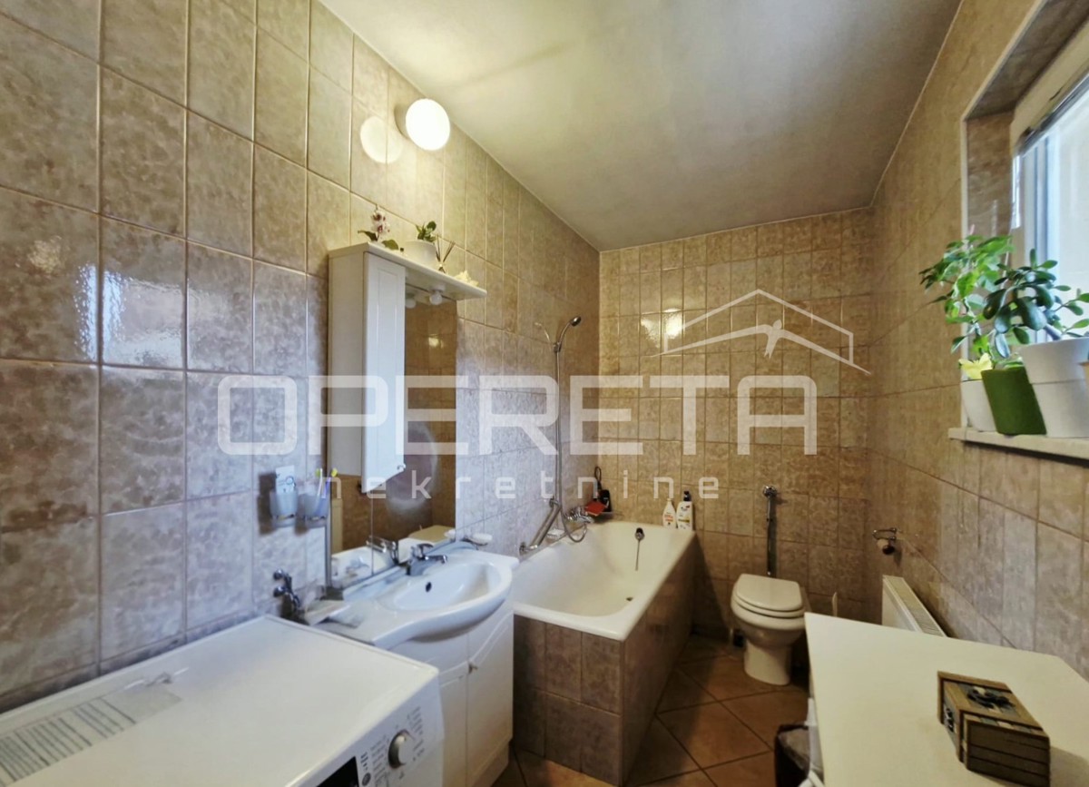 Prodaja, Hiša, Brdovec, Ilije Gregorića, Samostojeća, 218m2