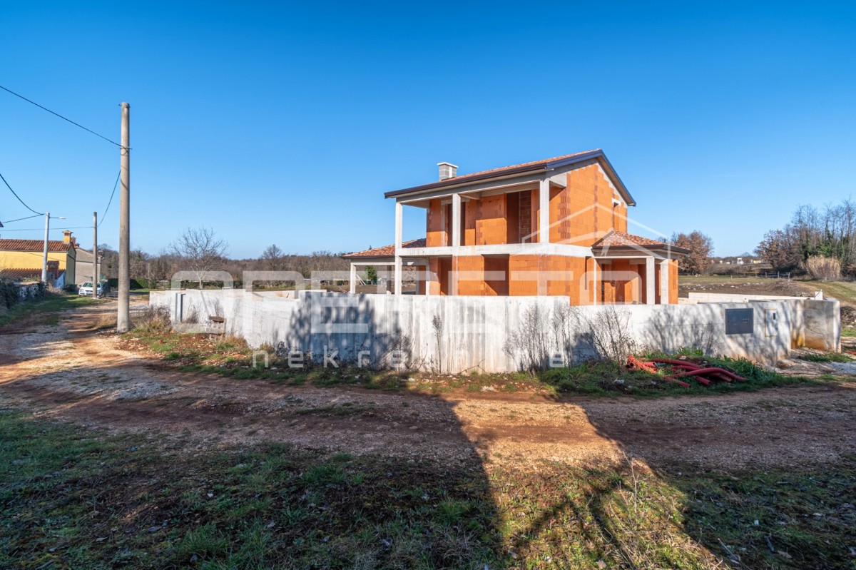 Istra, okolica Višnjana – Samostojna hiša v roh-bau fazi