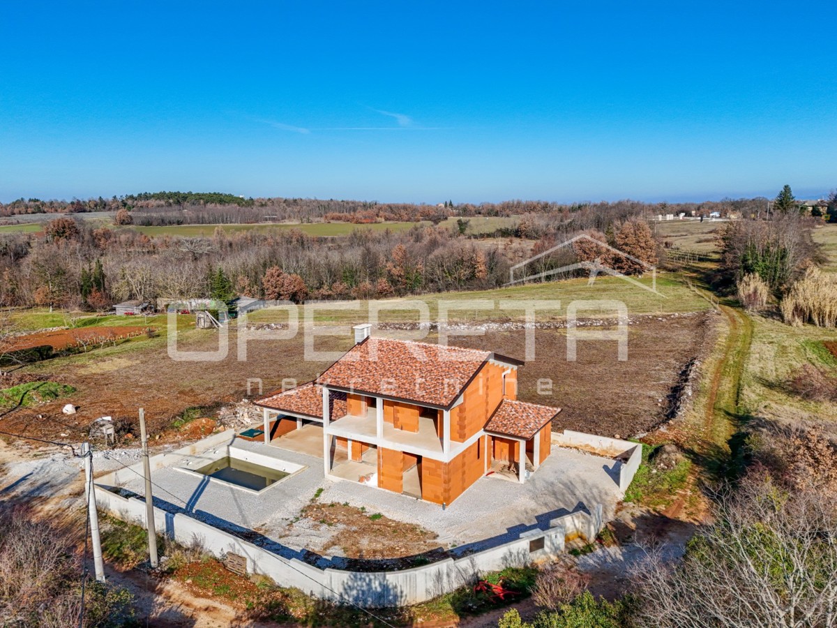 Istra, okolica Višnjana – Samostojna hiša v roh-bau fazi