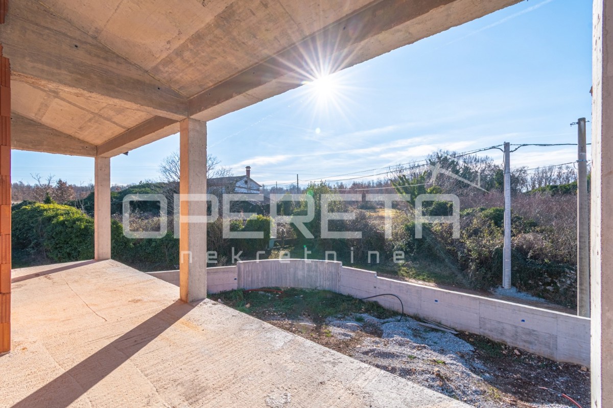 Istra, okolica Višnjana – Samostojna hiša v roh-bau fazi