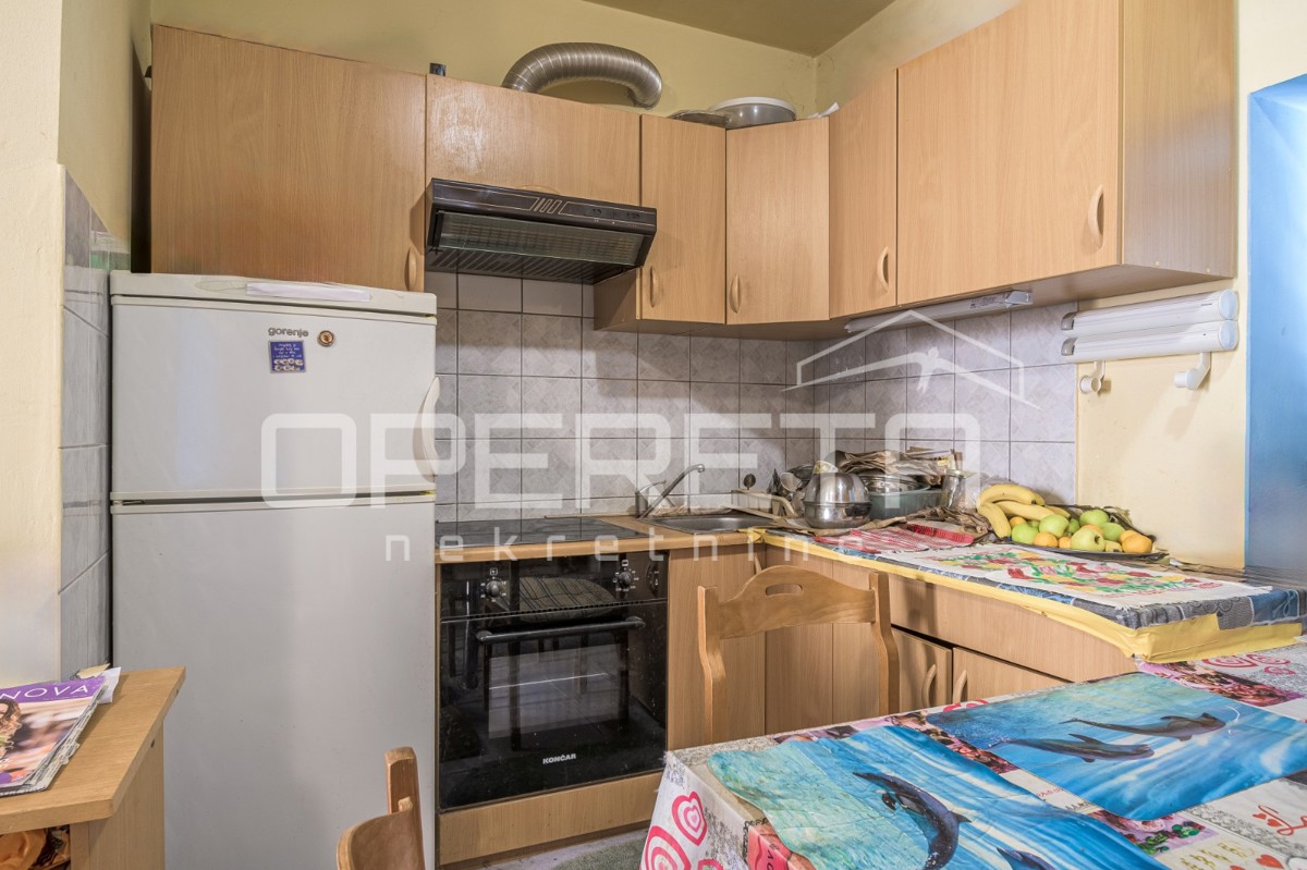 Istra, Medulin, PRILOŽNOST! Hiša v središču Medulina