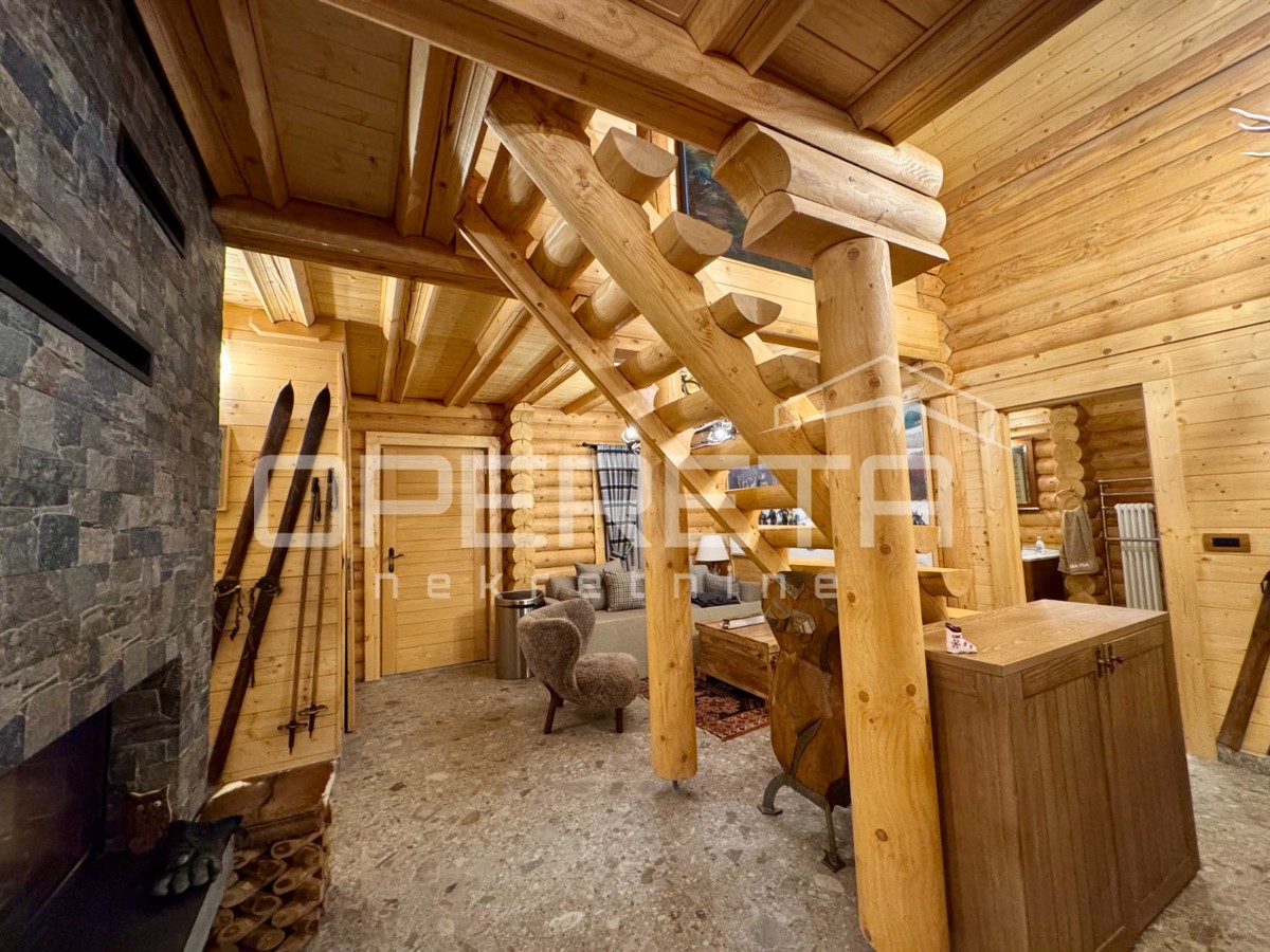 PRODAJA, GORSKI KOTAR, MRKOPALJ, PLANINSKA HIŠA.