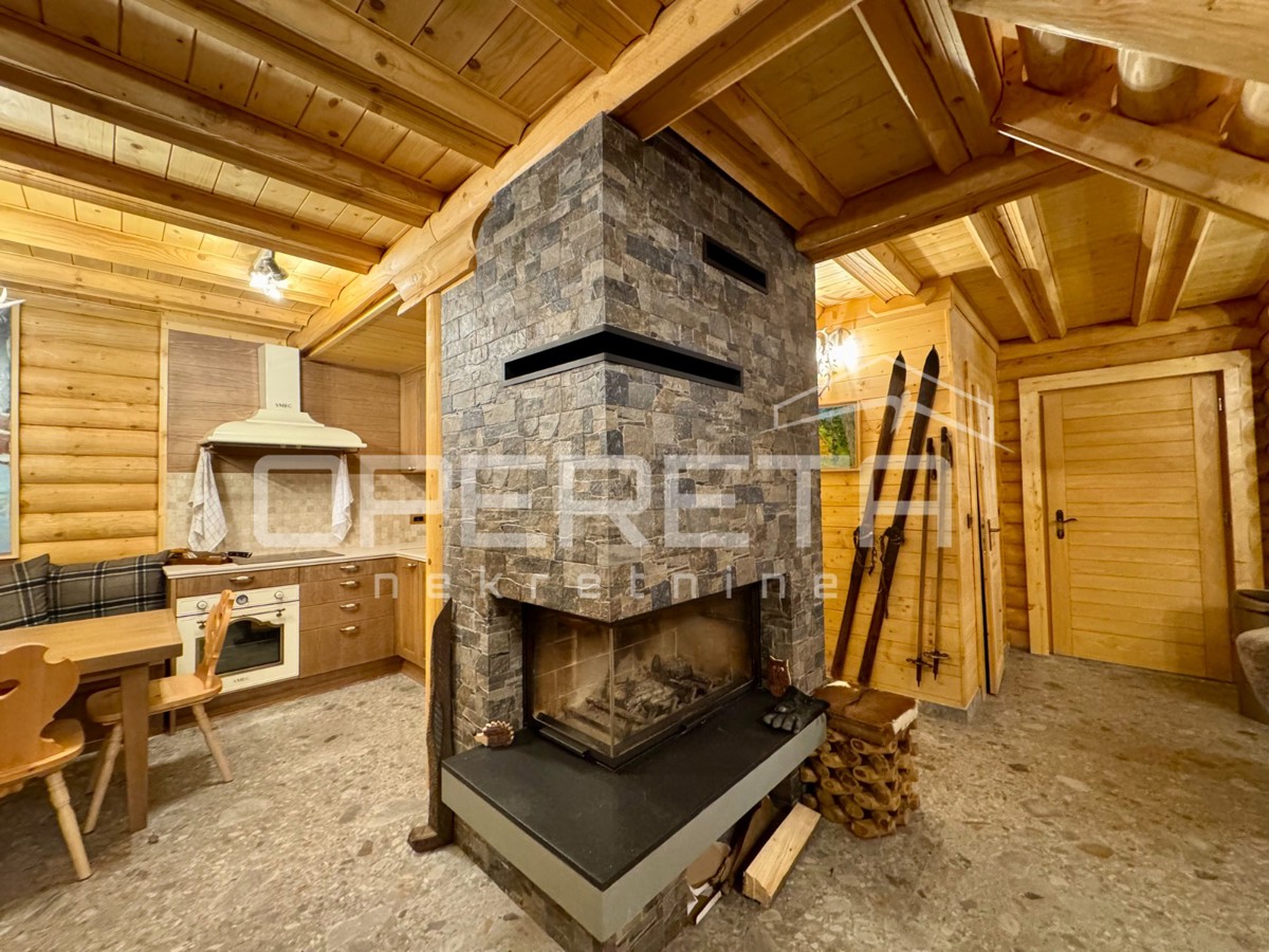 PRODAJA, GORSKI KOTAR, MRKOPALJ, PLANINSKA HIŠA.