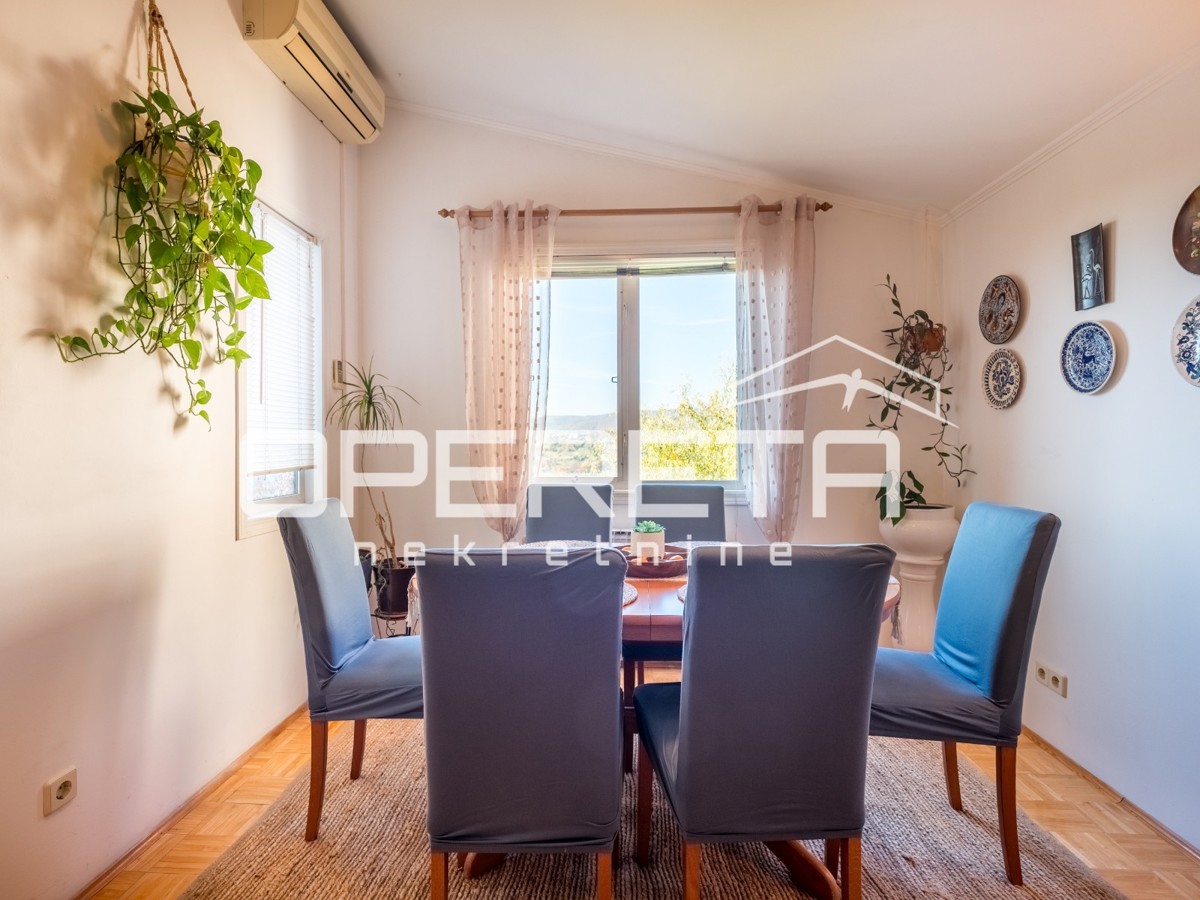 Prodaja, Hiša, Vrhovec, Vrhovec, Samostojeća, 215m2