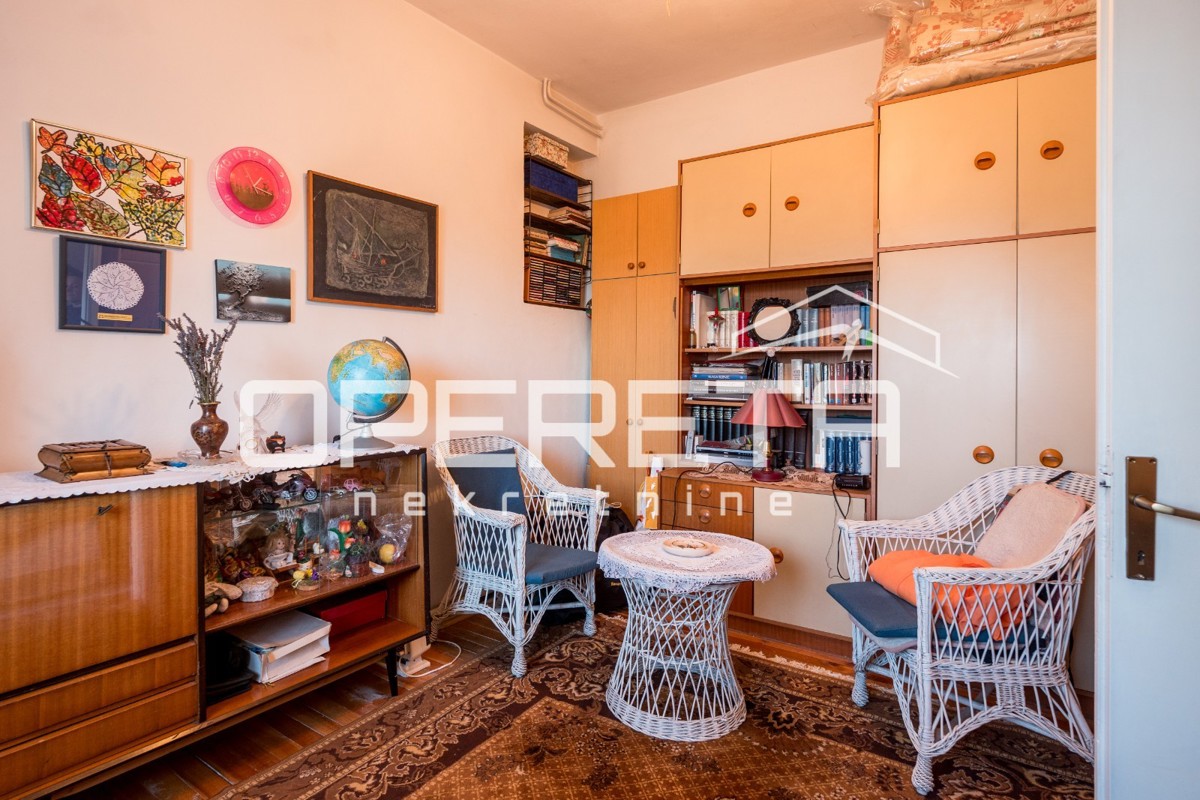 Prodaja, Hiša, Vrhovec, Vrhovec, Samostojeća, 215m2