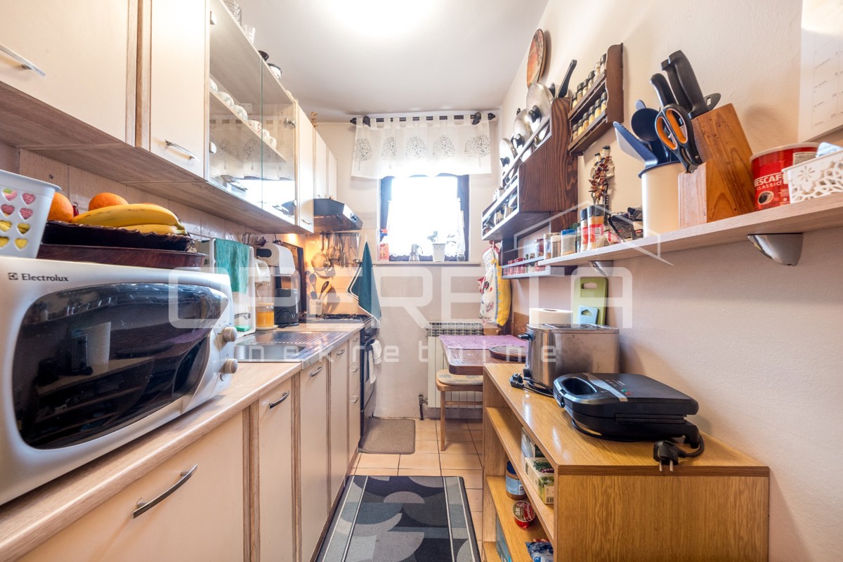 Prodaja, Hiša, Rudeš, Vivodinska, Polugrađena, 230m2