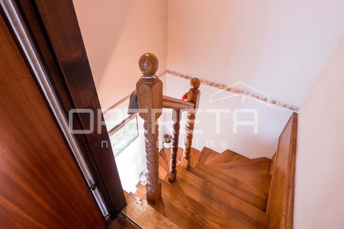 Prodaja, Hiša, Rudeš, Vivodinska, Polugrađena, 230m2