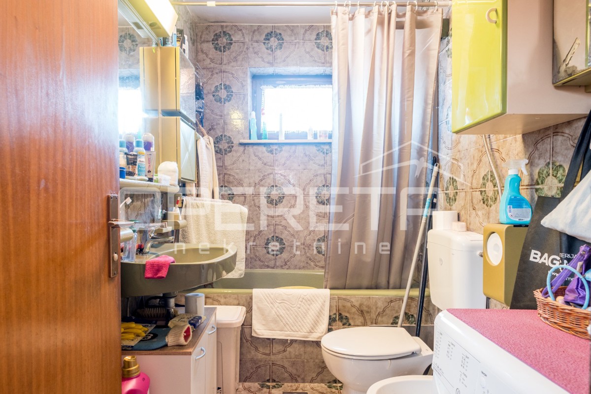 Prodaja, Hiša, Rudeš, Vivodinska, Polugrađena, 230m2