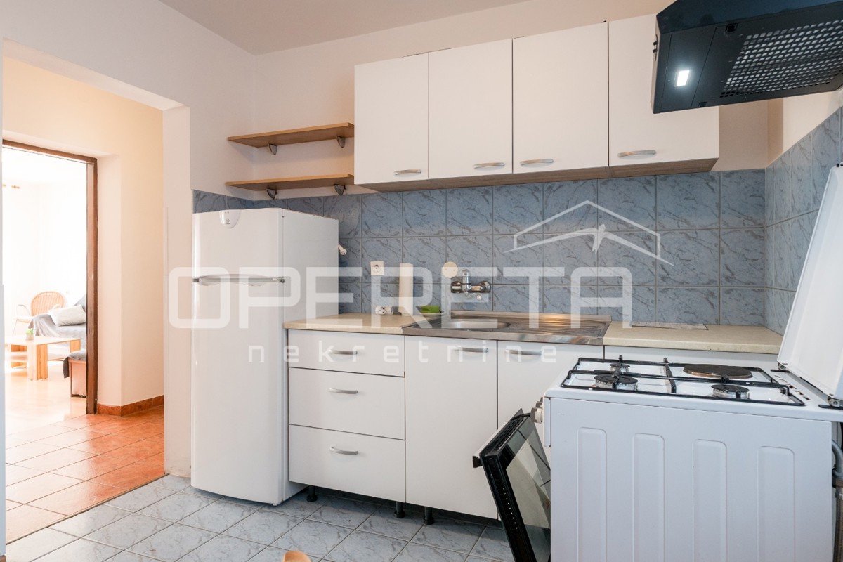 Prodaja, Hiša, Rudeš, Vivodinska, Polugrađena, 230m2