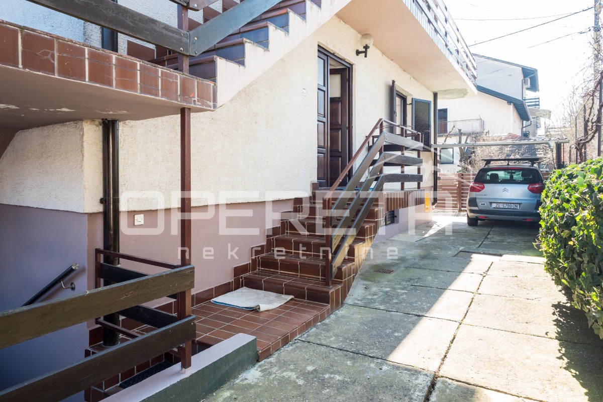 Prodaja, Hiša, Rudeš, Vivodinska, Polugrađena, 230m2