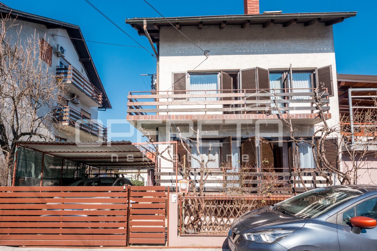 Prodaja, Hiša, Rudeš, Vivodinska, Polugrađena, 230m2