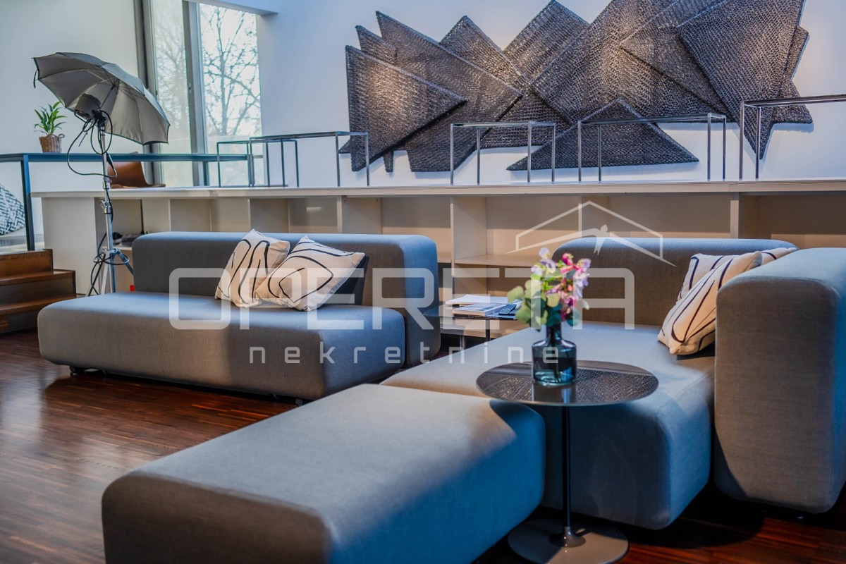 Prodaja, Ured, Centar, Centar, 602m2